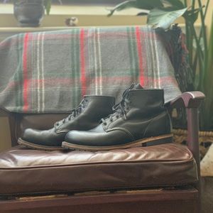Men’s Red Wing Beckman Round Black (size 12D)